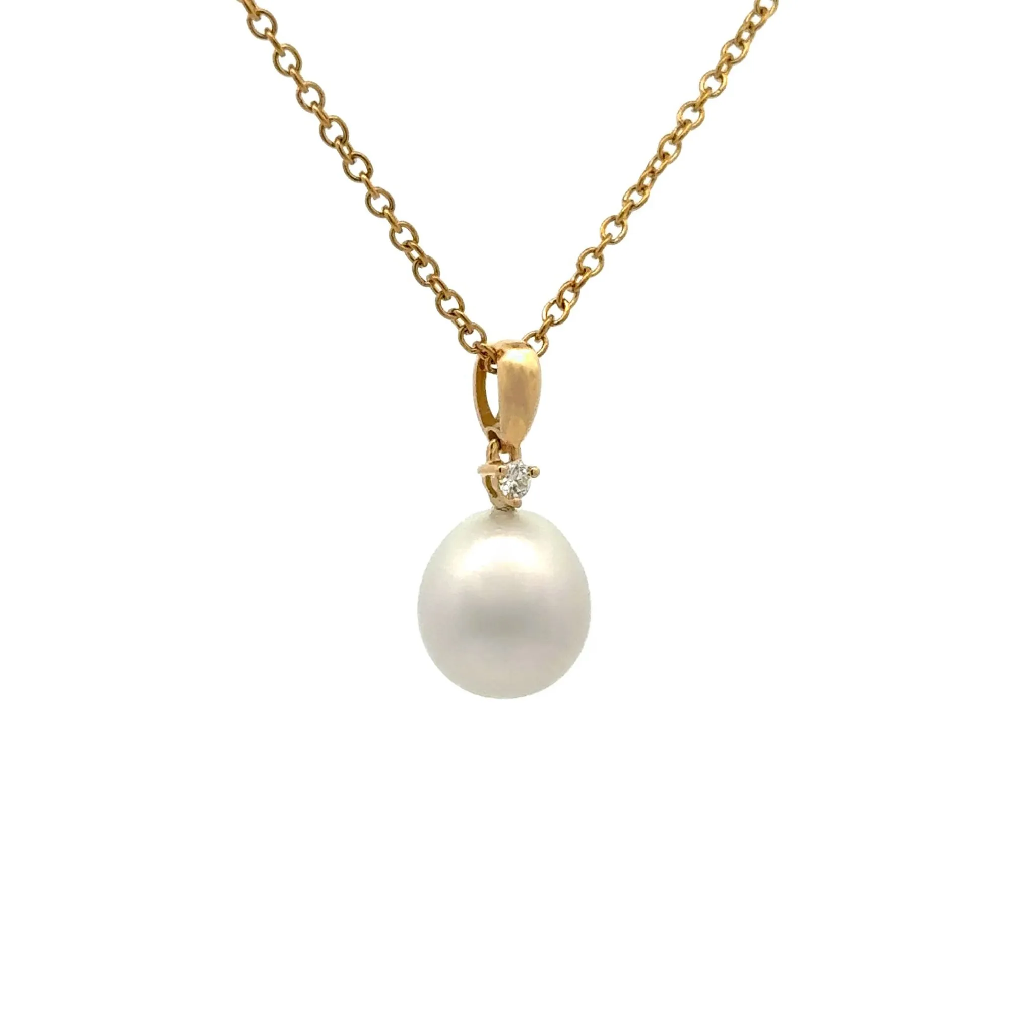 18K Yellow Gold Australian South Sea 10-11mm Cultured Pearl and Diamond Pendant