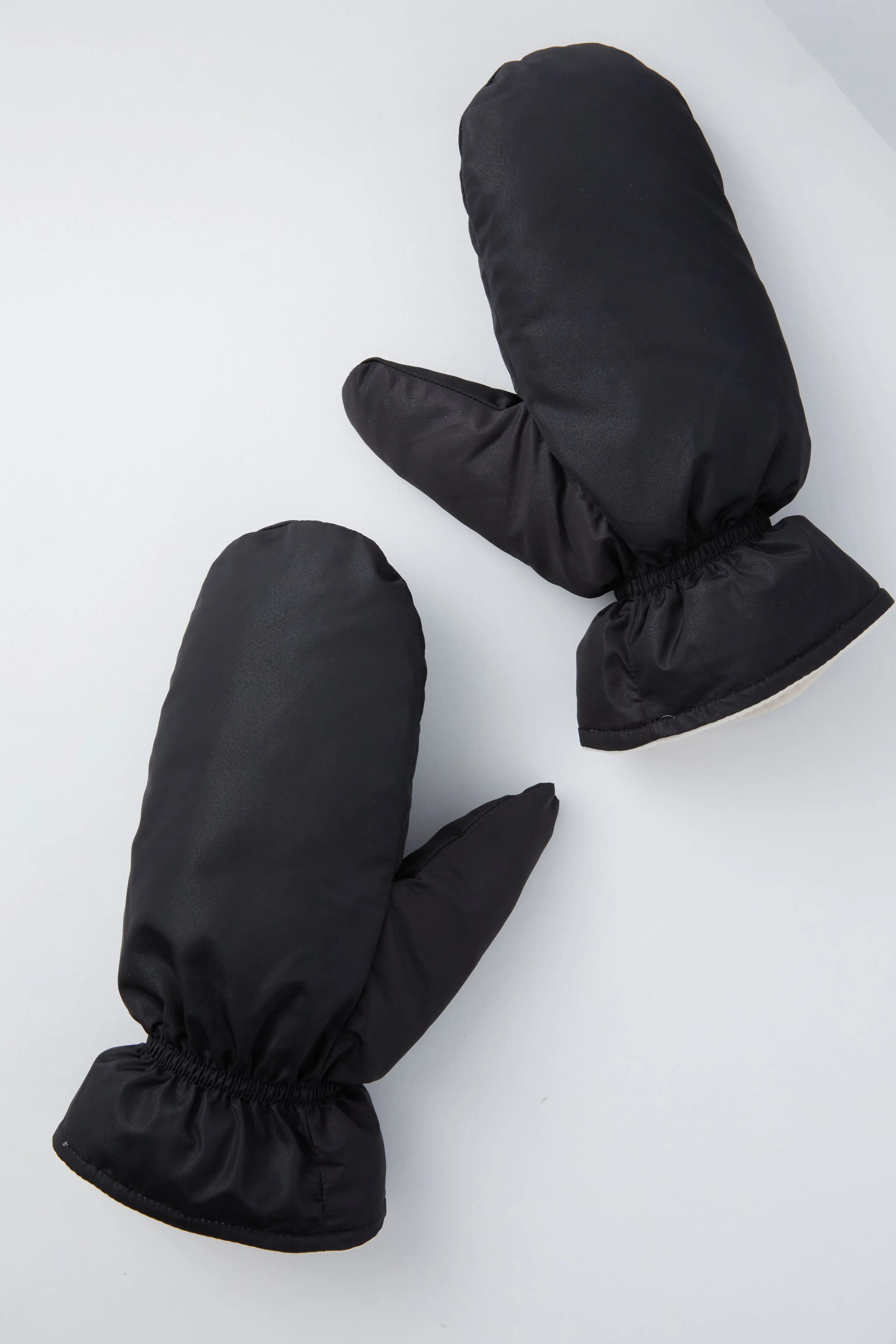 Black Apres Ski Mitten