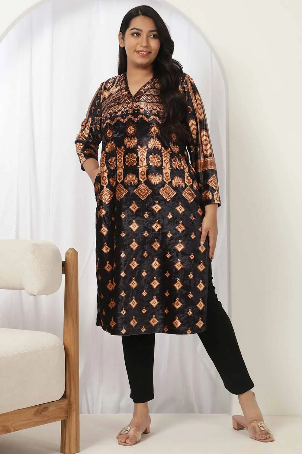 Black Printed V Neck Velvet Kurta