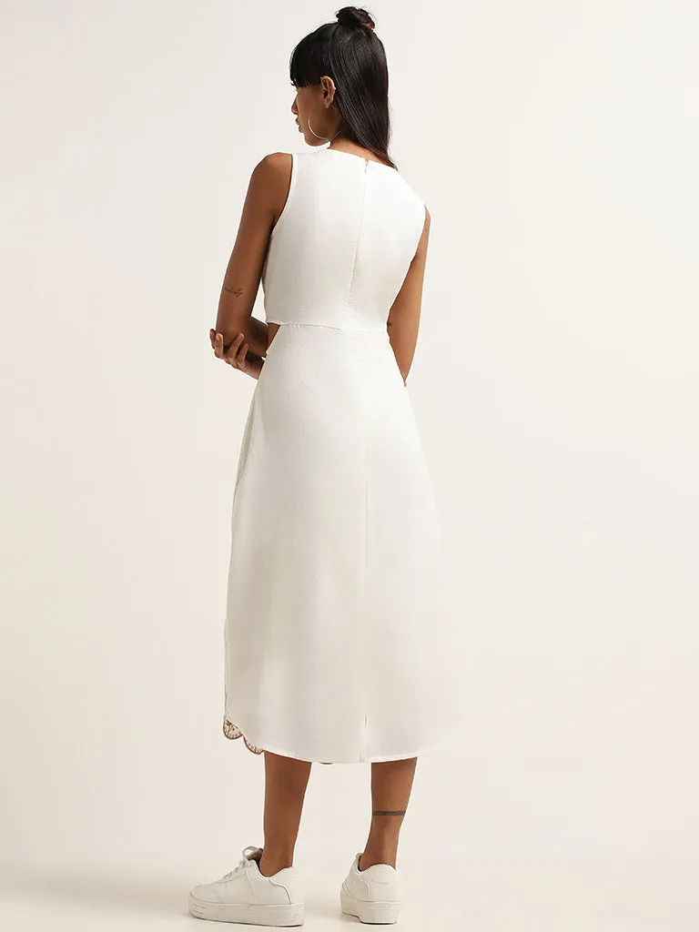 Bombay Paisley White Blended Linen Straight Fit Scallop Dress