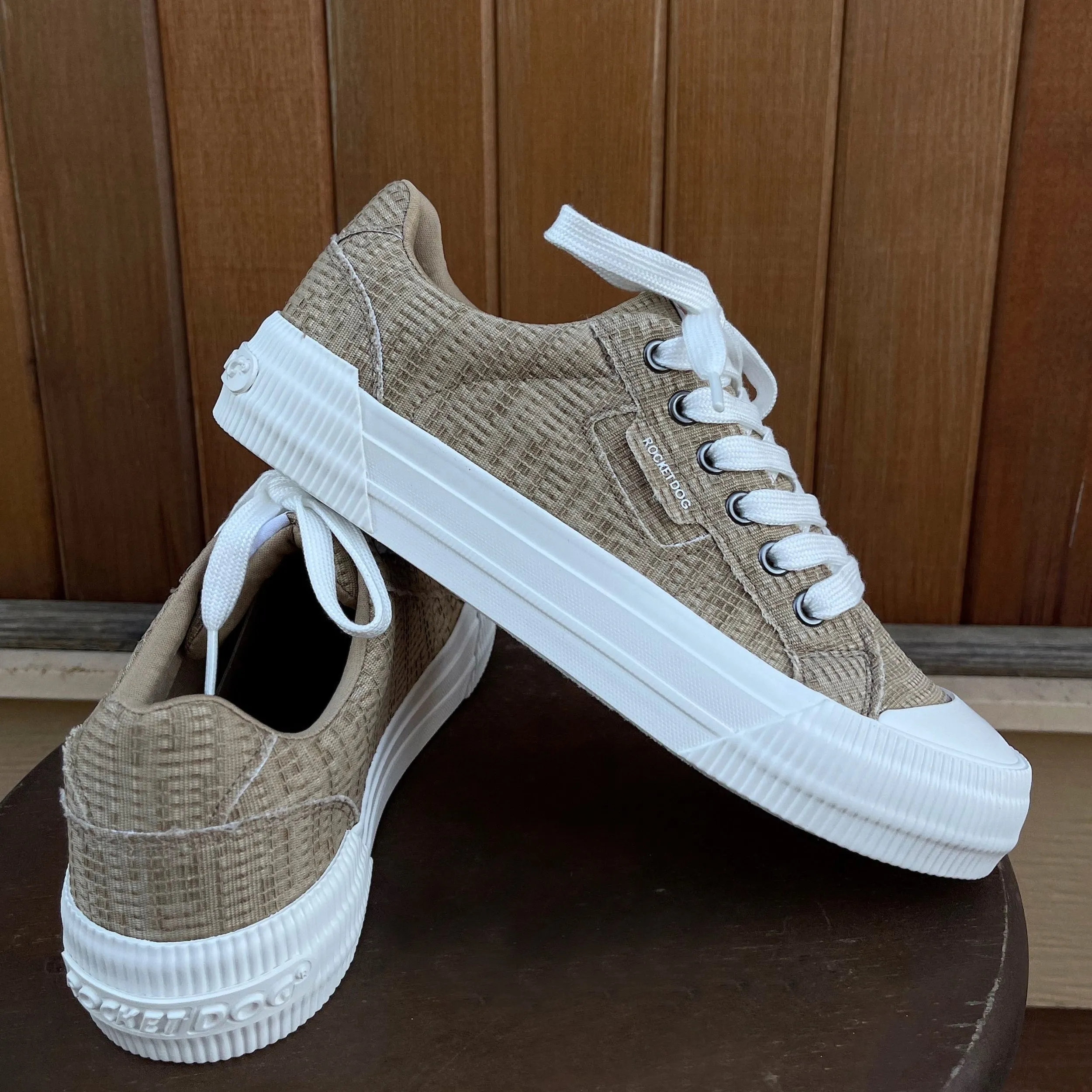 Cheery Textured Tan Sneaker