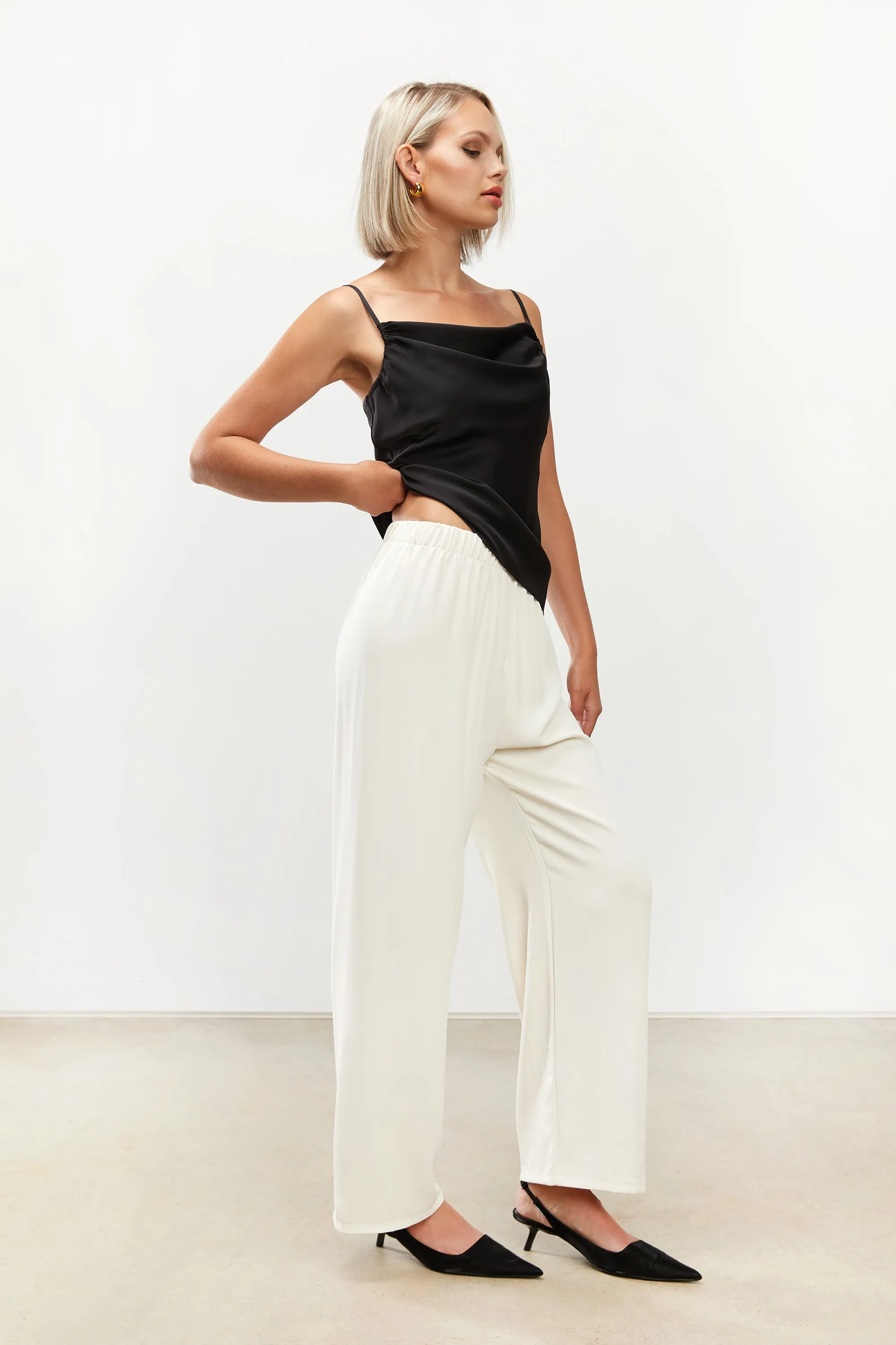 ELASTIC WAISTBAND PANT