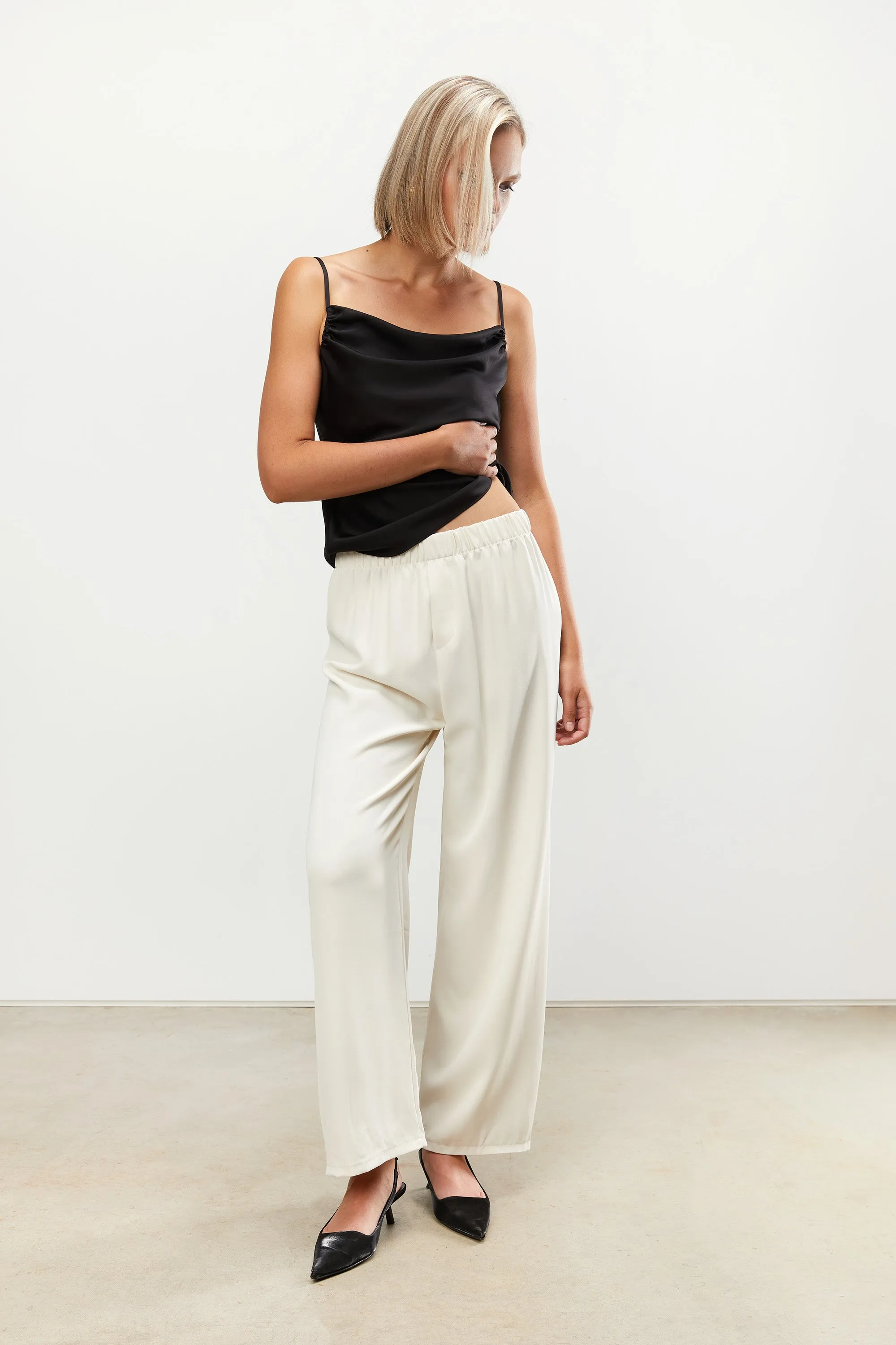 ELASTIC WAISTBAND PANT