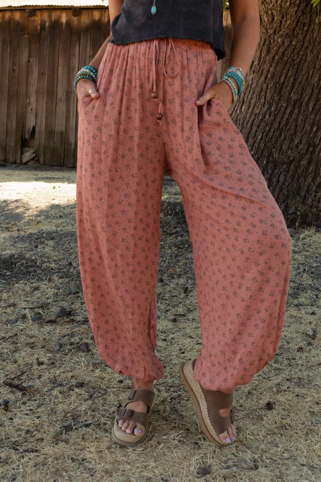 Emberlyn Wide Leg Cinched Pants - Clay