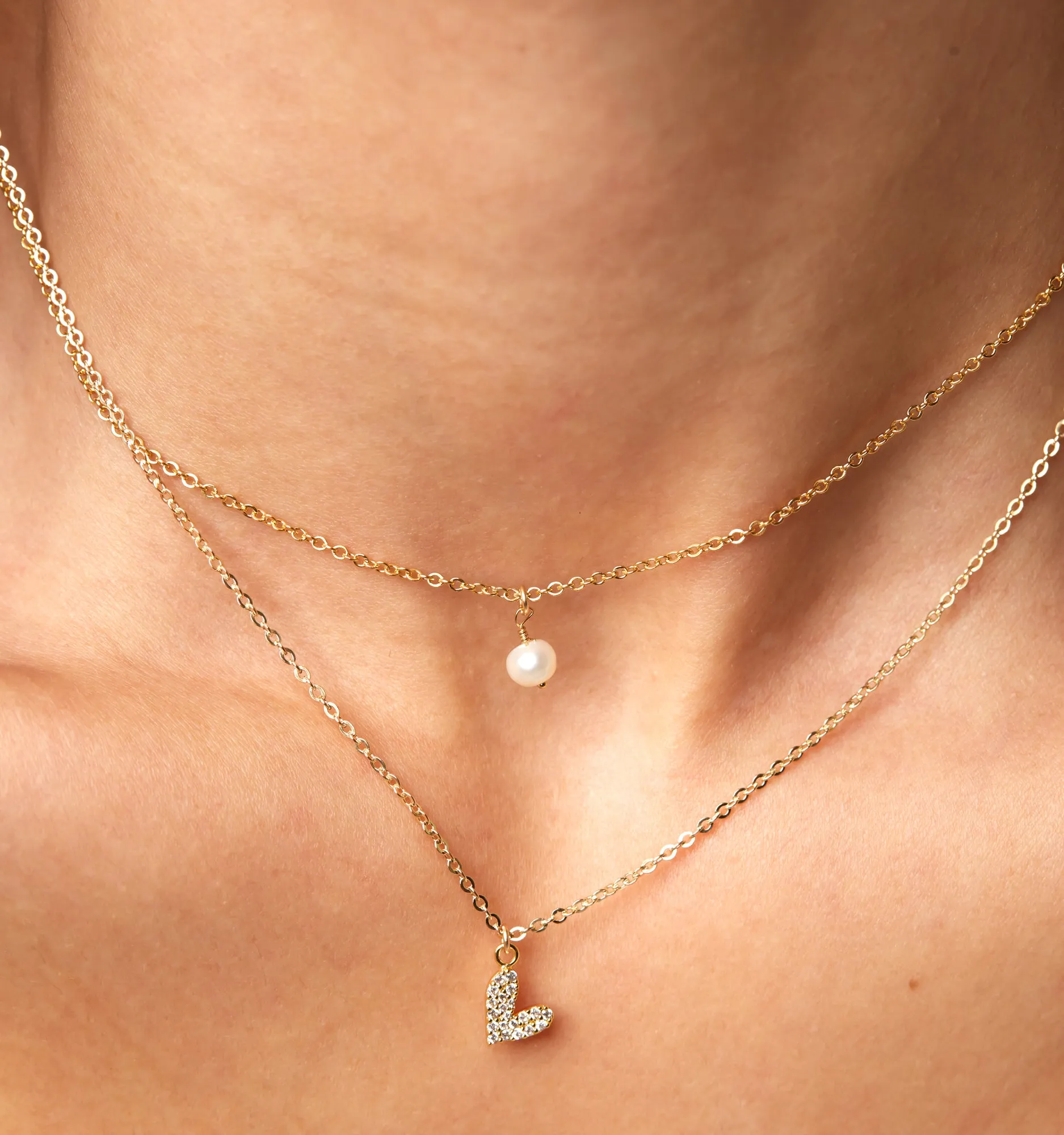 Floating Pearl Choker Necklace