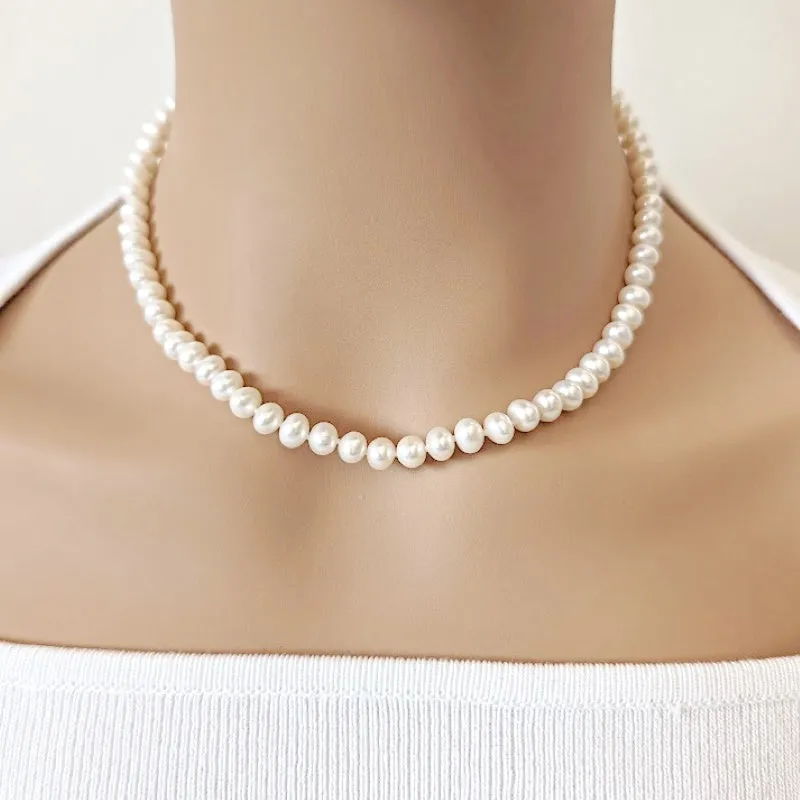 Freshwater Pearl 17" Necklace