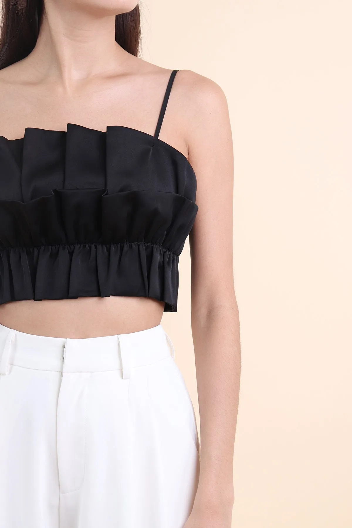 GENESIS RUFFLES TOP IN BLACK