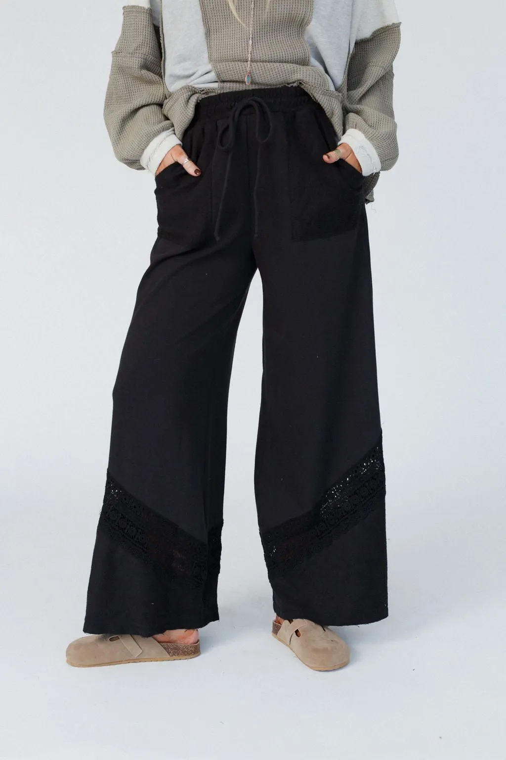 Lyrical Wide Leg Pants - Black