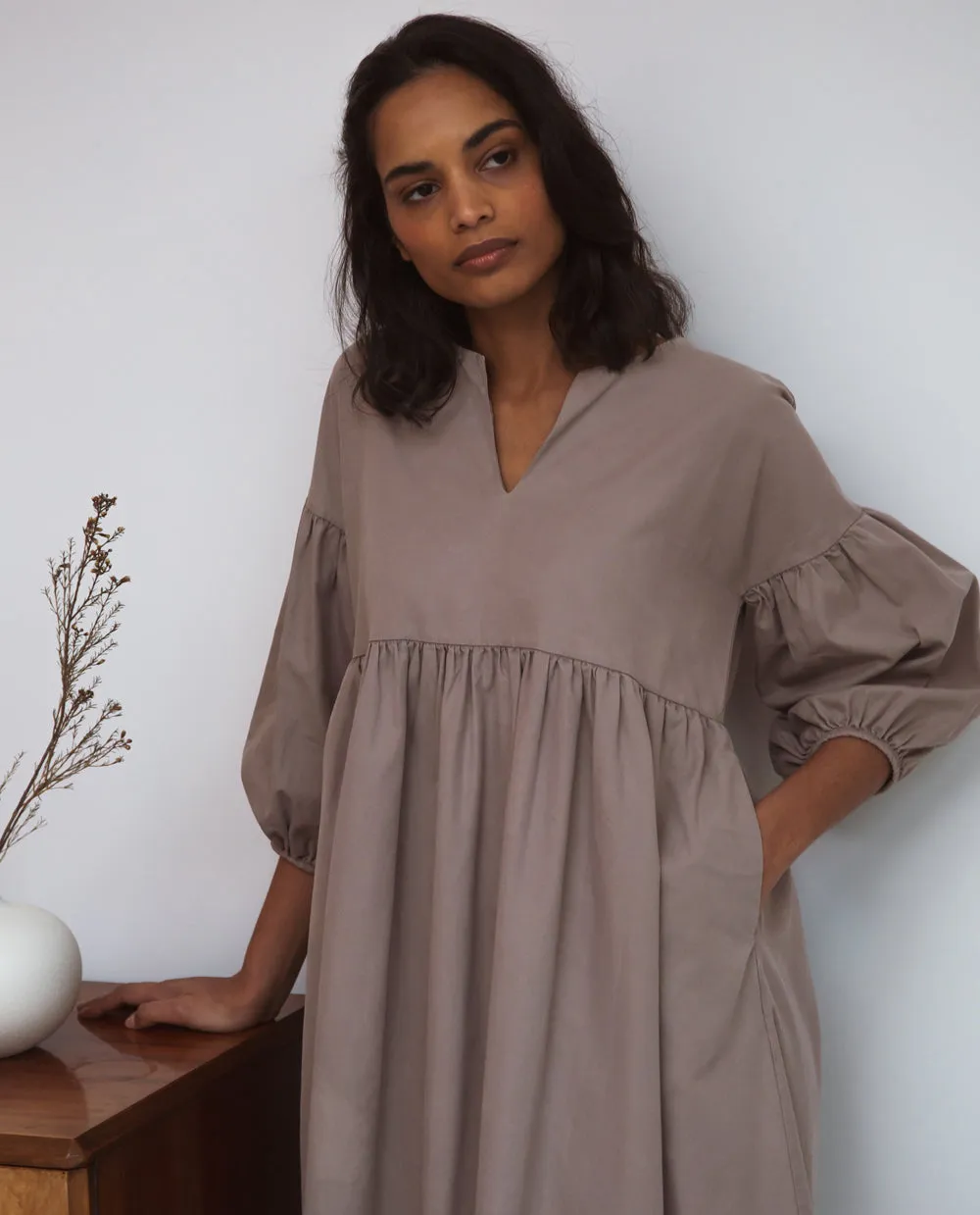 Meilani Organic Cotton Dress In Mocha