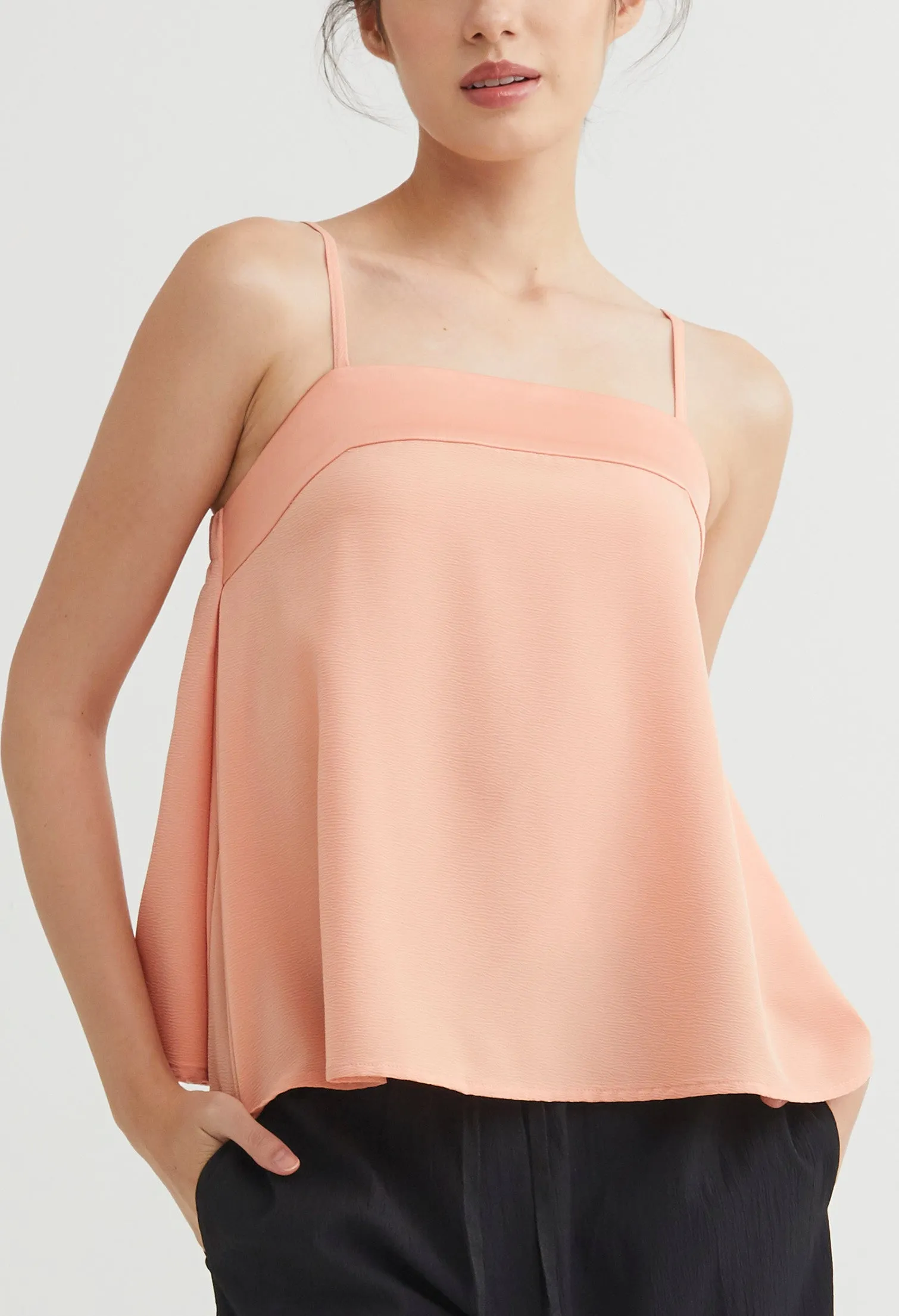 Monotone Contrast Trim Slip Blouse