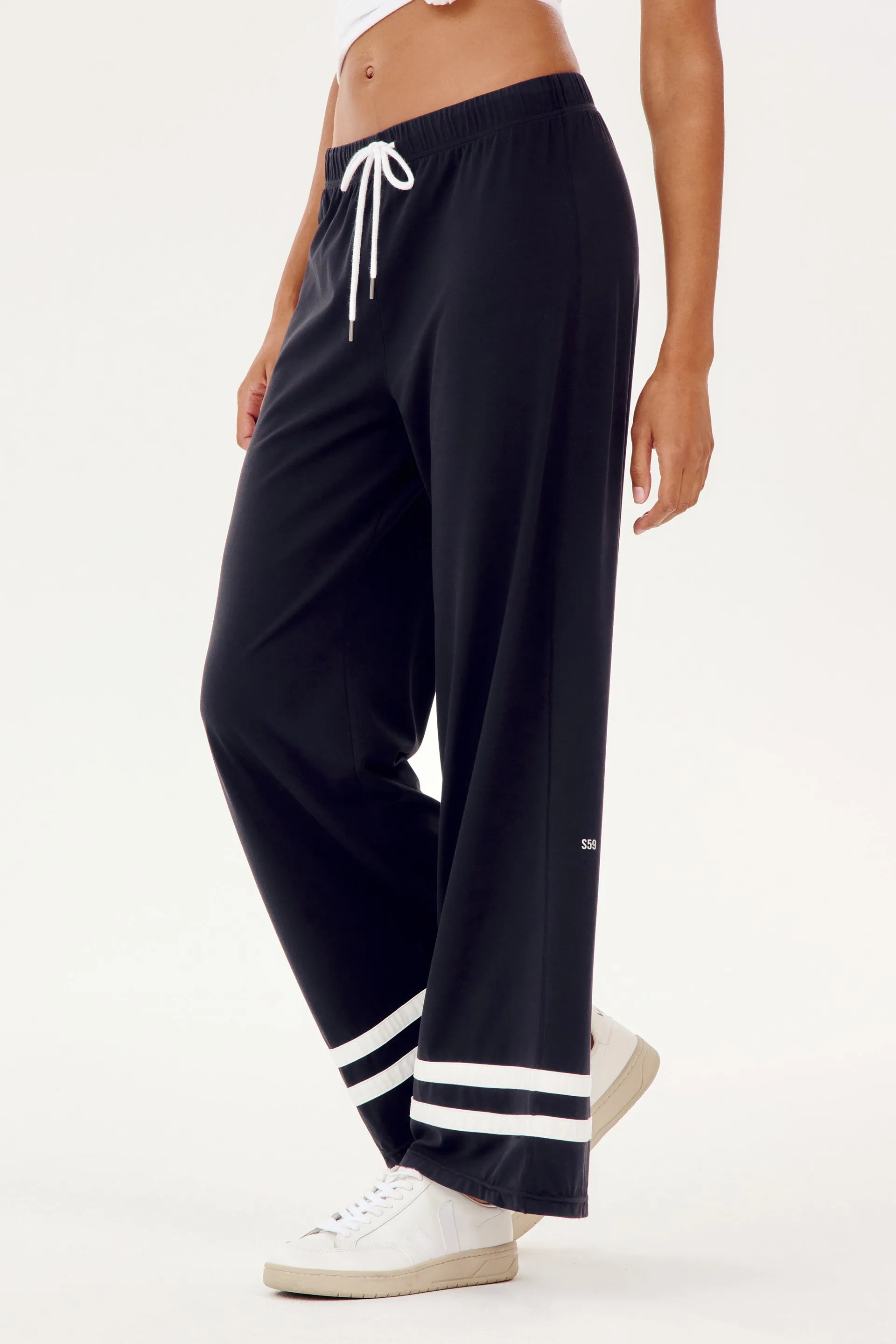 Quinn Airweight Wide Leg Pant