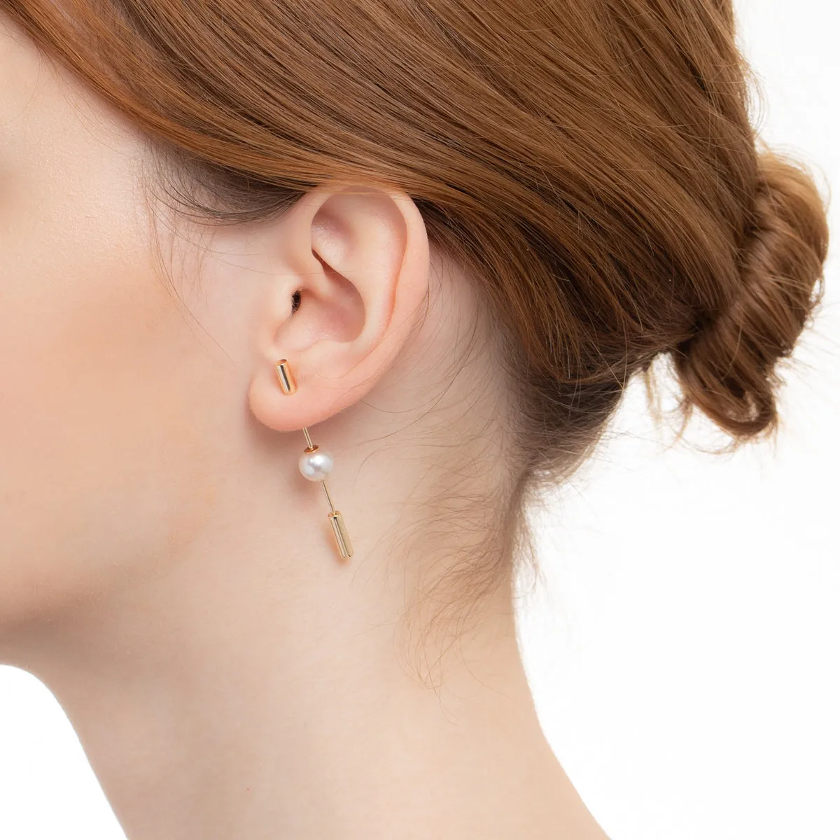 "Short Spear" Earring, Pearl