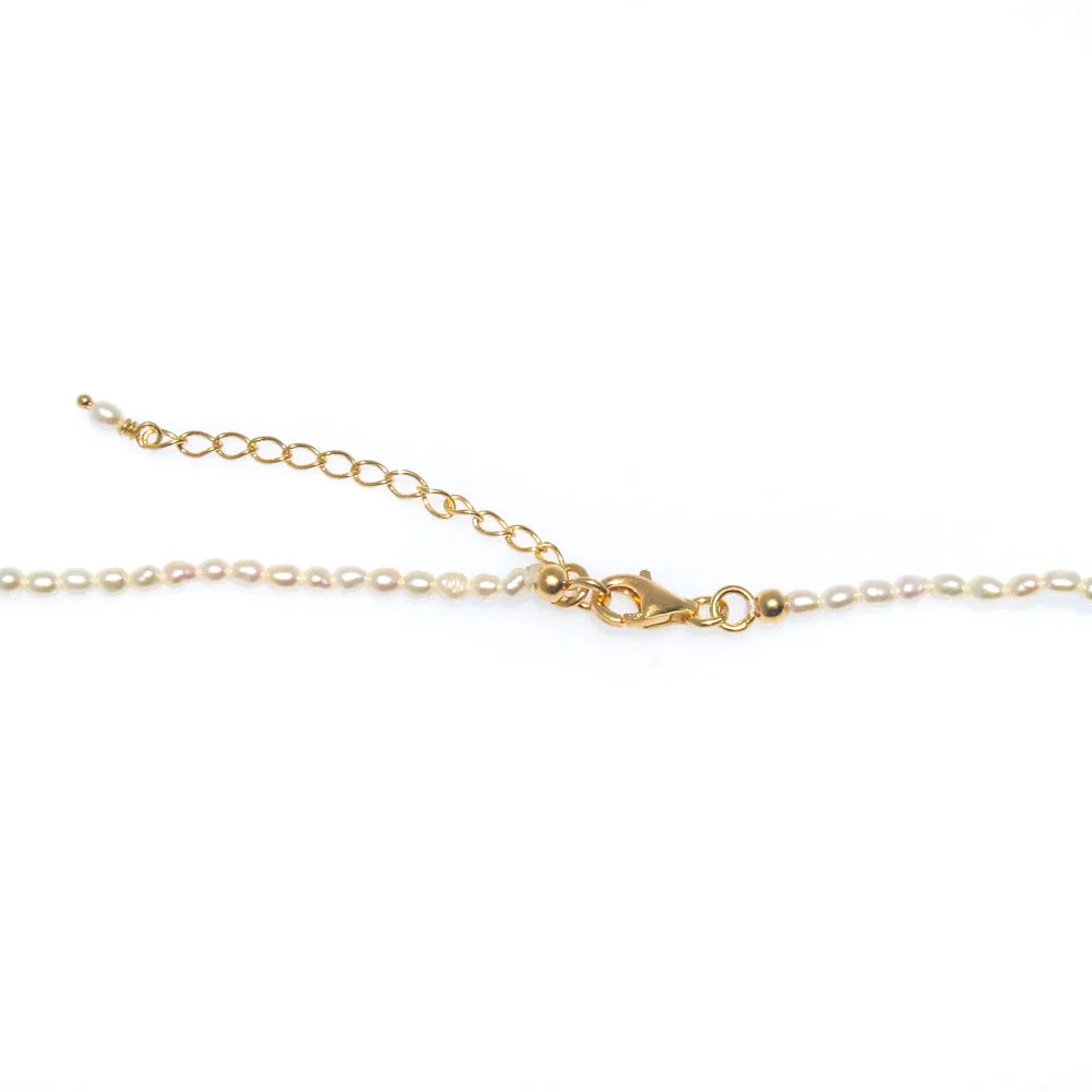 Rani Rice Pearl Necklace Gold Detail