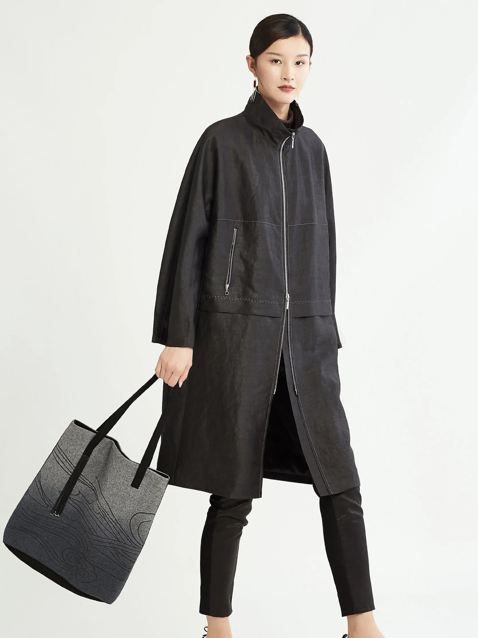 Standing collar trench