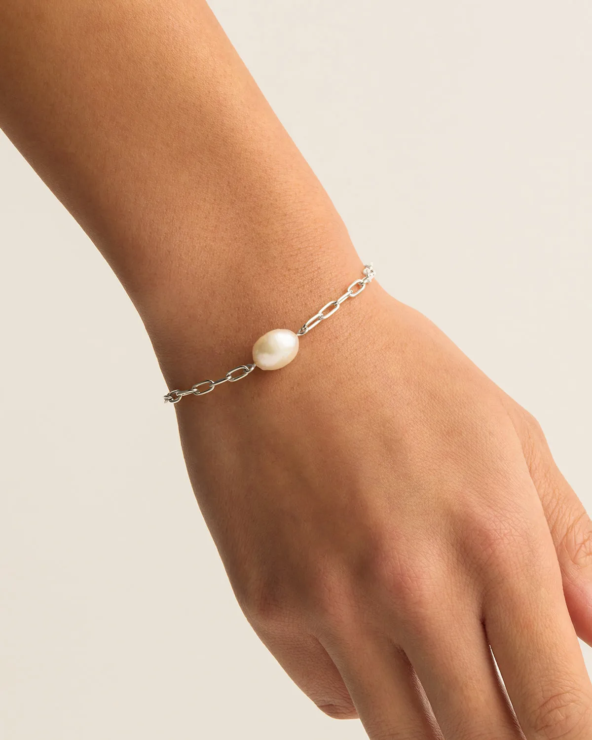 Sterling Silver Breathe Pearl Bracelet