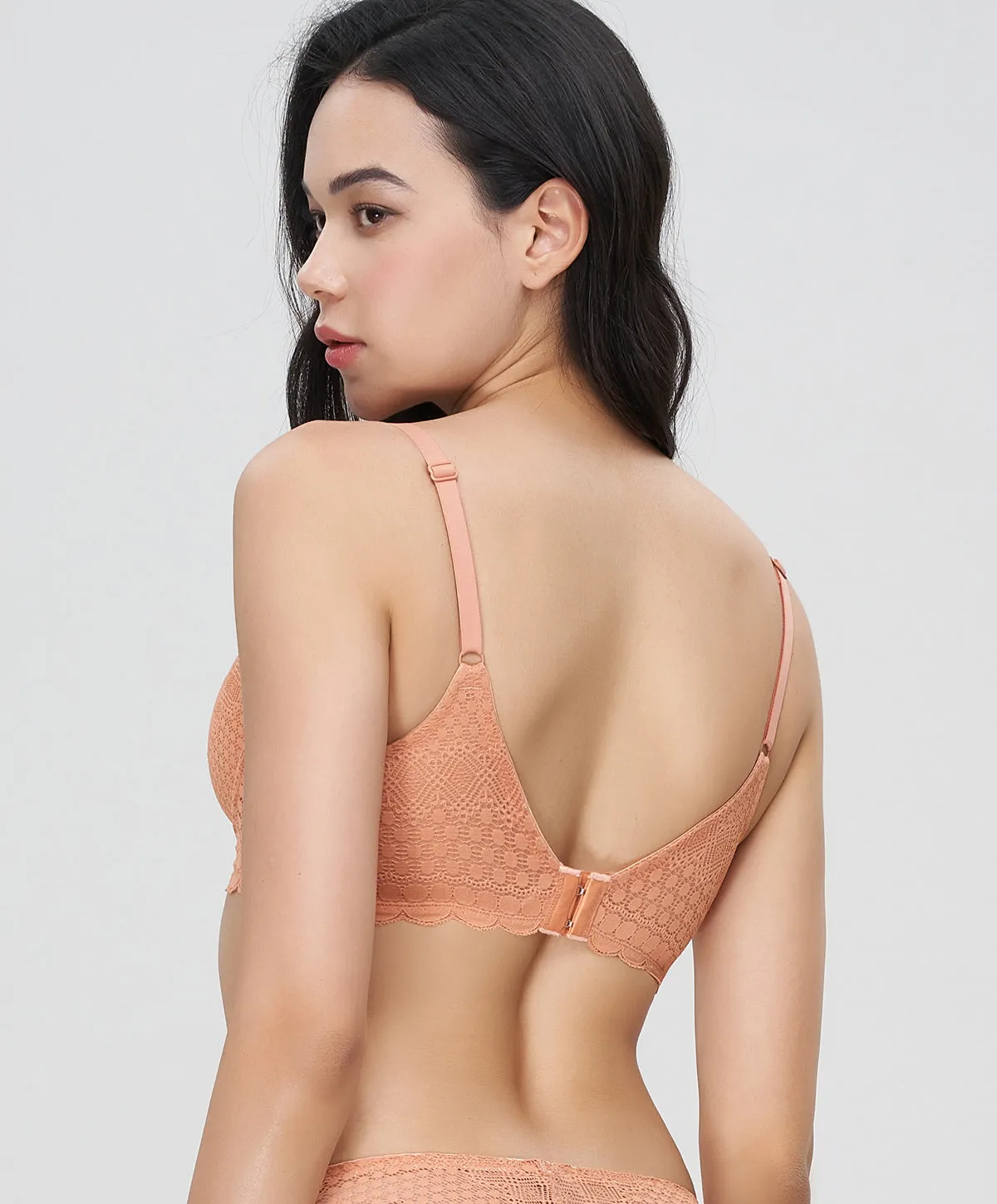 Sustainable Lace Wireless Bralette 609-62283