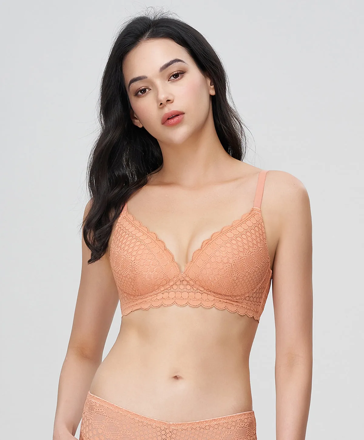 Sustainable Lace Wireless Bralette 609-62283