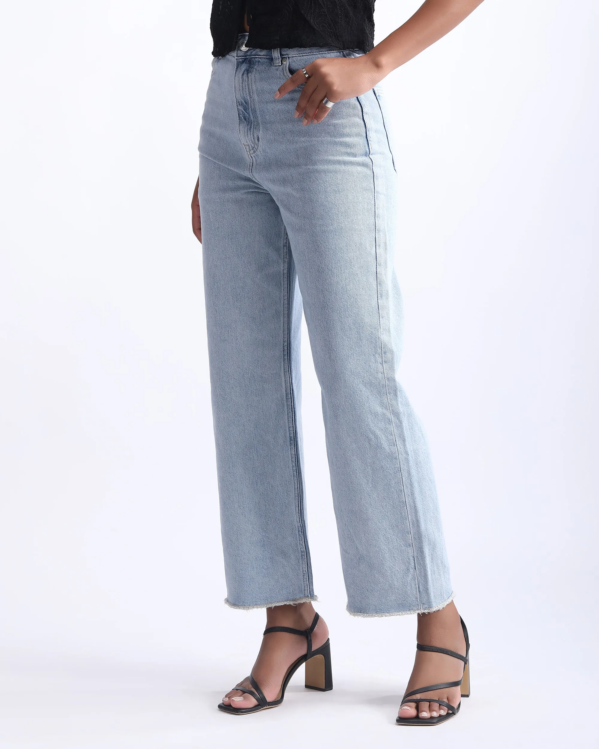 WIDE LEG BLUE JEANS